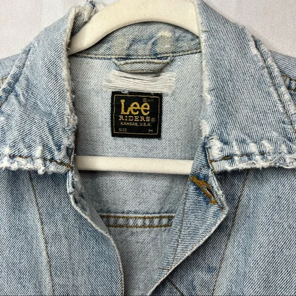 Vintage Lee Riders Denim Jacket Distressed Size Medium - Picture 3 of 15